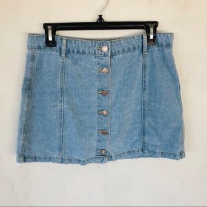 Button front jean mini skirt size 29